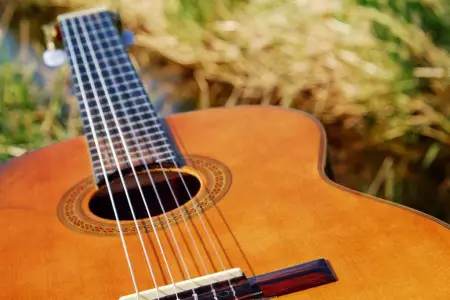 خرید گیتار ریموندو 128